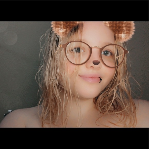 Meet your Posher, Ann - Picture 1 of 1